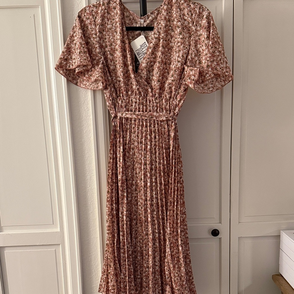 NWT Cottagecore Flutter Sleeve Wrap Top Pleated Skirt Dress Mauve